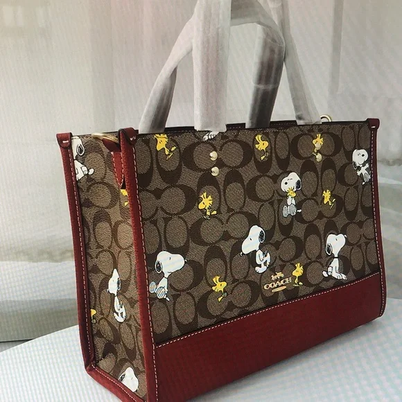 Coach Brown and Red Snoopy Shoulder Bag - Picture 4 of 12